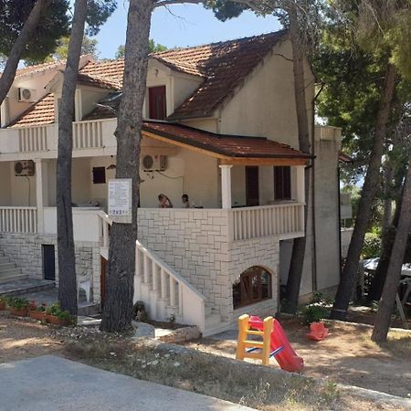 B&B Pansion Jure Matijevic Sveta Nedelja  Luaran gambar
